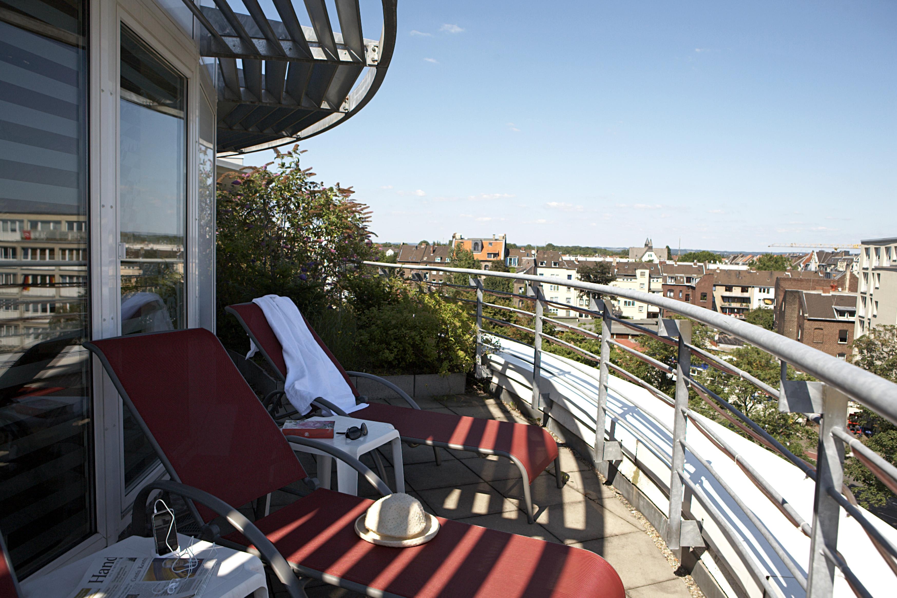 Plaza Premium Koeln Hotel Exterior photo