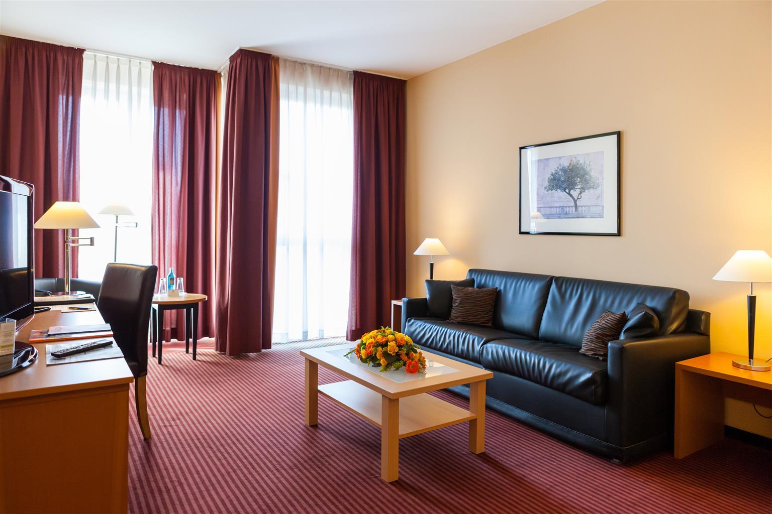 Plaza Premium Koeln Hotel Exterior photo