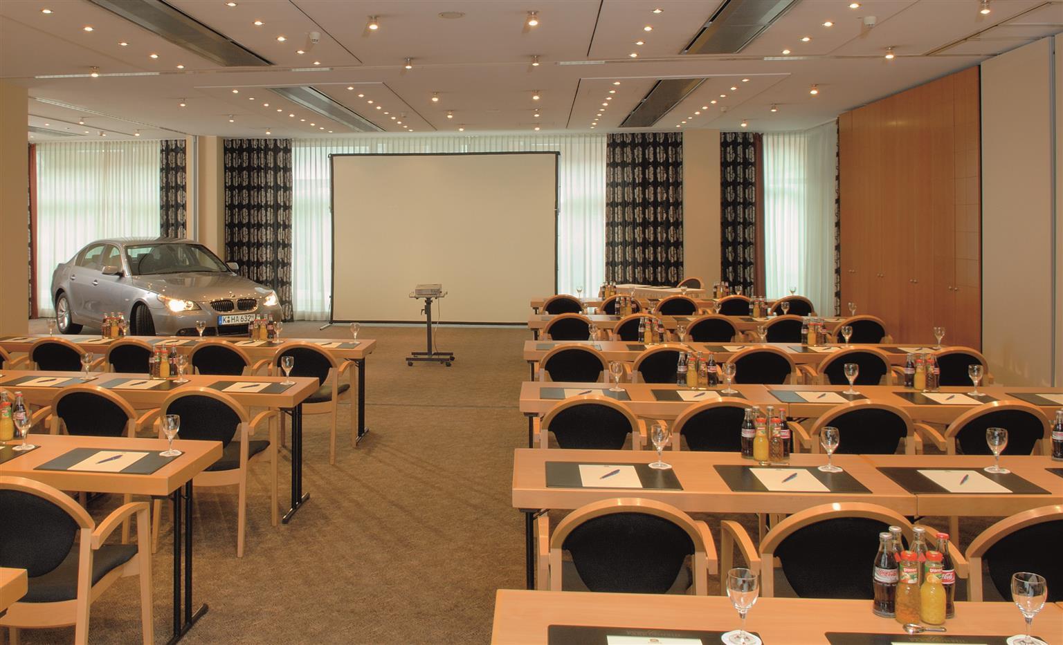 Plaza Premium Koeln Hotel Business photo